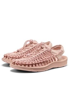New! Keen UNEEK Sneaker in Cameo Rose Sz 7